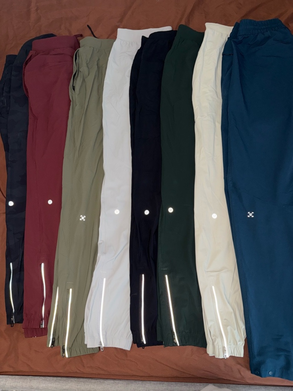 (8) Lululemon men’s joggers